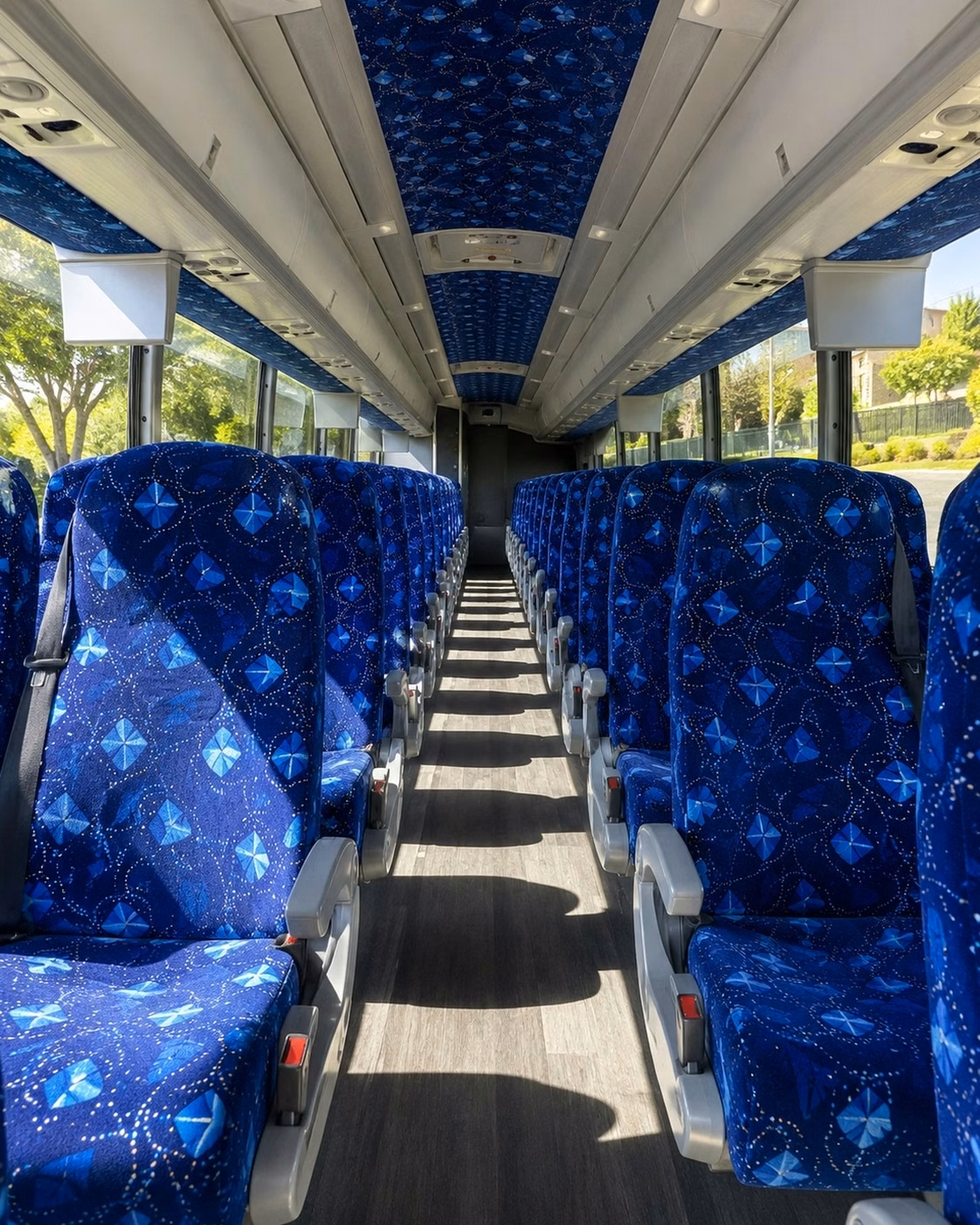 burlingame 15 to 50 passenger prom party buses and sprinter limos in burlingame
